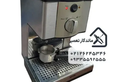 تست عملکرد نازل و خروجی آب در فرآیند عیب یابی اسپرسوساز خانگی